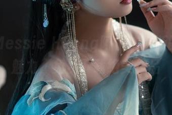 解锁Messie Huang阿尔忒弥斯的独特魅力，免费下载绝美作品